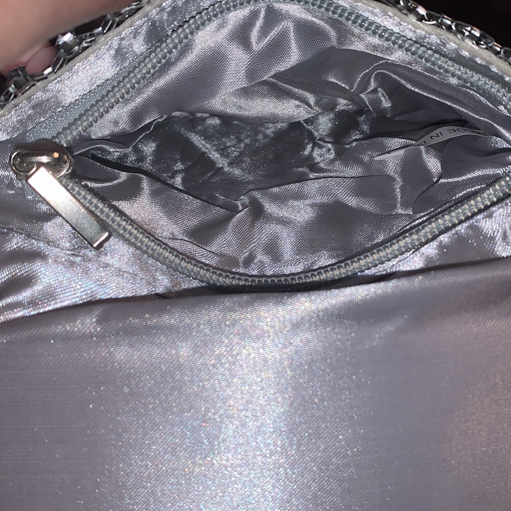 Beautiful Sparkly Silver Rhinestone Clutch Purse Shoulder Bag NWOT - Picture 7 of 10